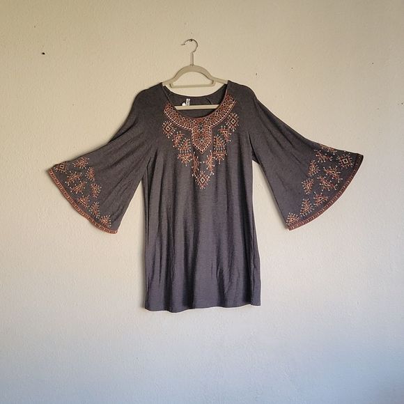 Mollorello round neck embroidered blause size Small color gray and orange - Picture 1 of 13